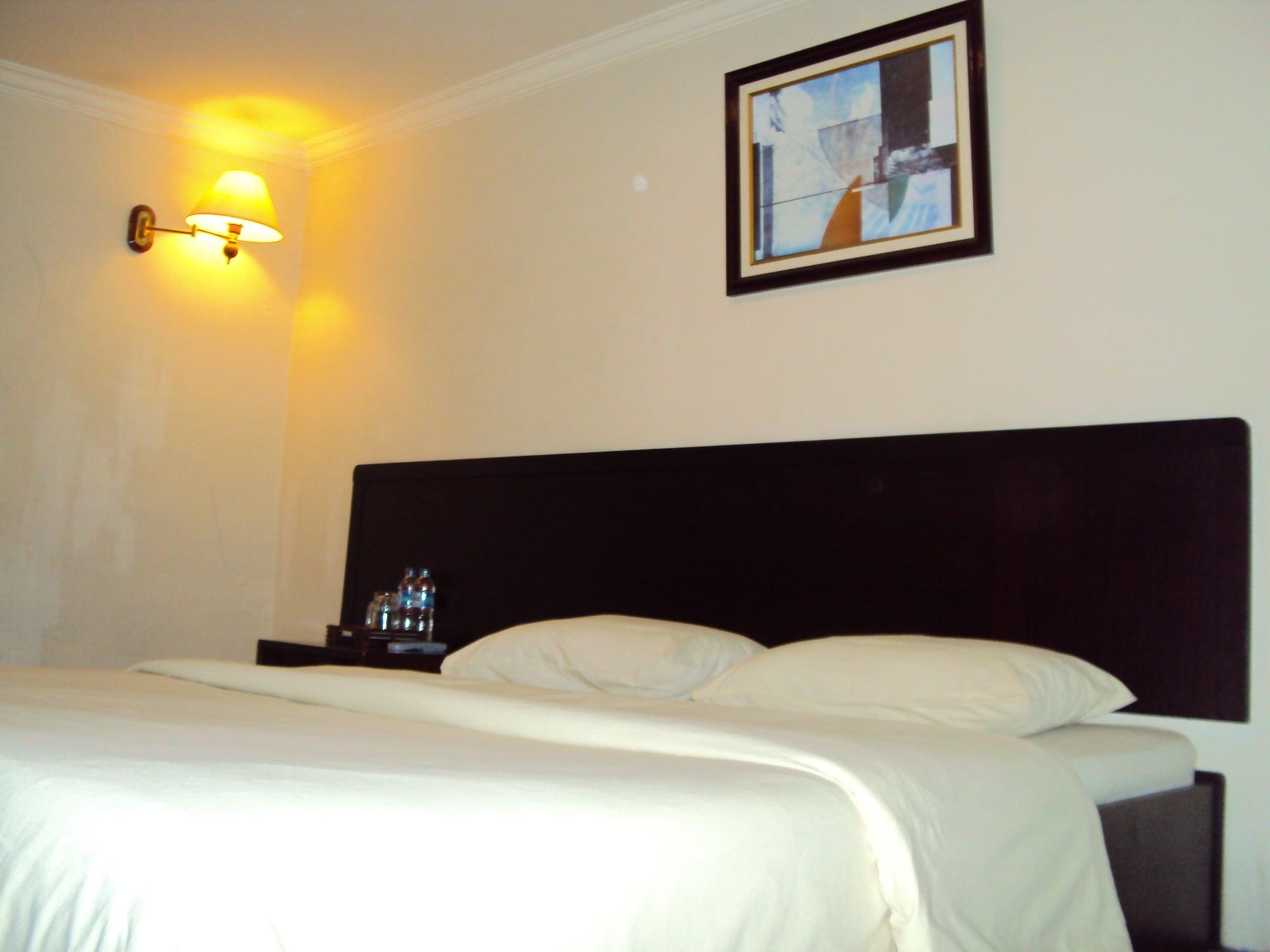Hotel Citi International Palang Merah Medan Exterior foto