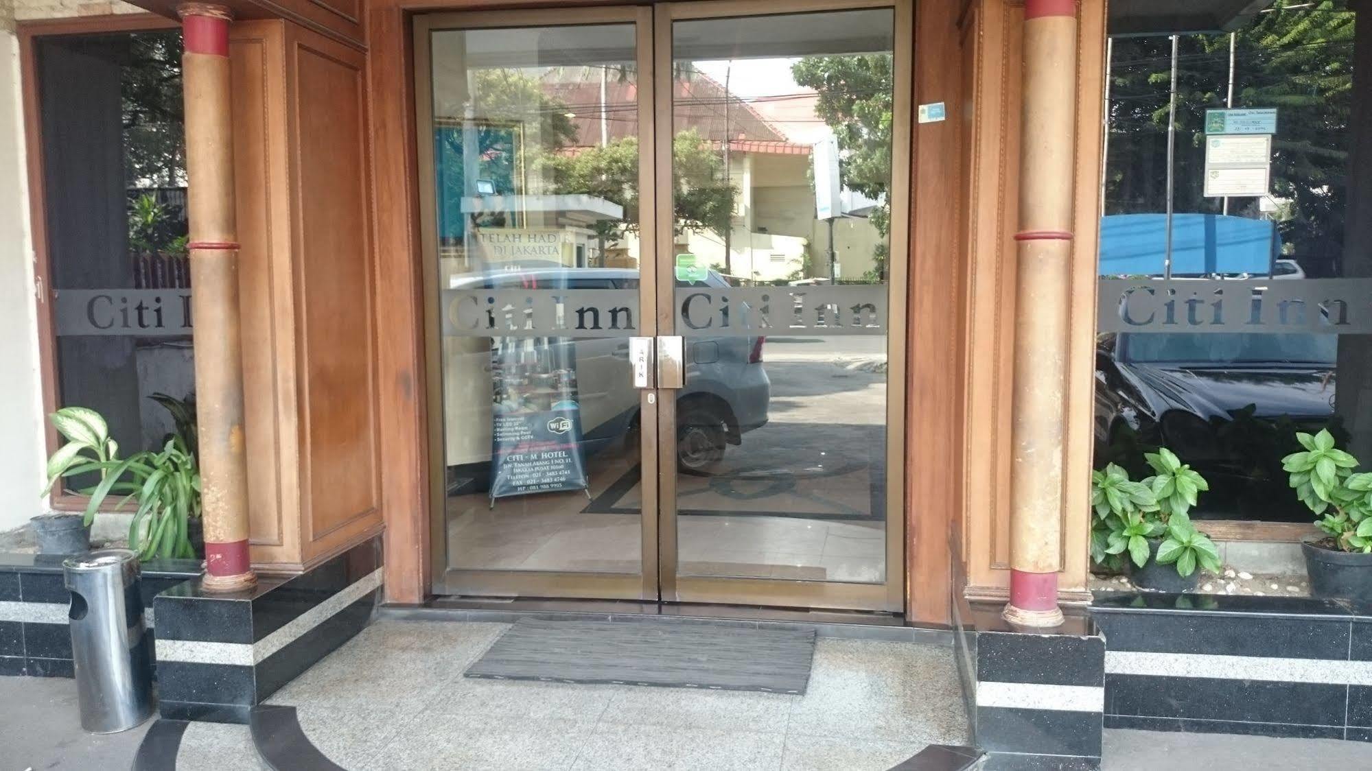 Hotel Citi International Palang Merah Medan Exterior foto